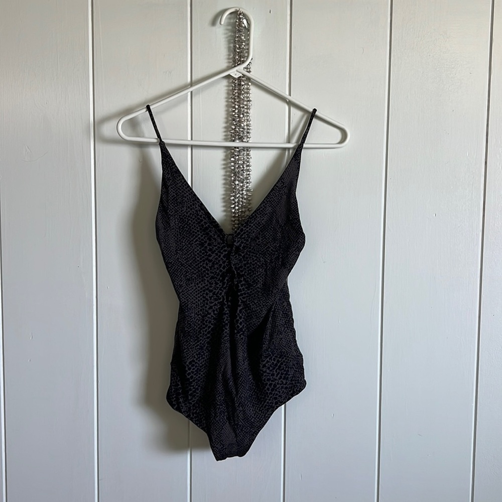 Great condition Acacia One Piece